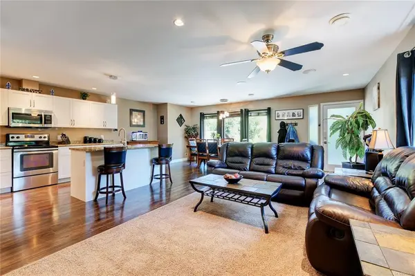 Langford, BC V9B 6H3,674 Goldie Ave