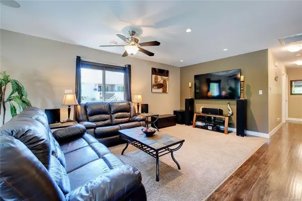 Langford, BC V9B 6H3,674 Goldie Ave