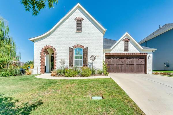 317 Parkview Drive, Aledo, TX 76008