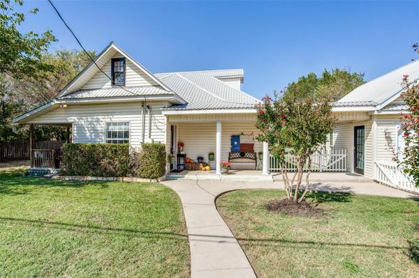 509 REED Street, Roanoke, TX 76262