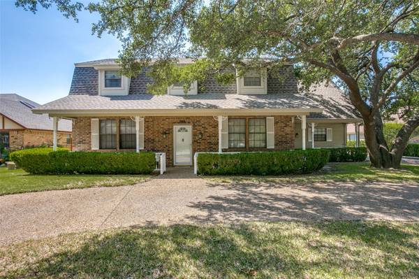 6541 Lake Side Circle, North Richland Hills, TX 76180