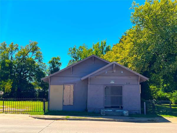 4215 Malcolm X Boulevard,  Dallas,  TX 75215