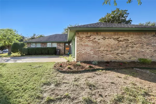 Fort Worth, TX 76133,7024 Misty Meadow Drive S