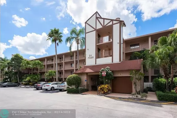 7320 Amberly Lane  #208, Delray Beach, FL 33446