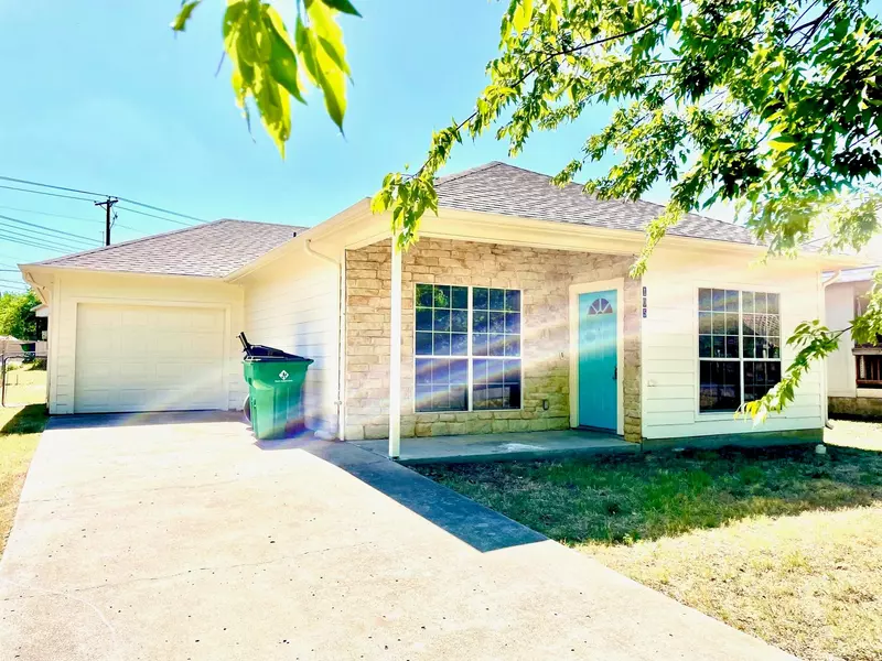 105 5 Points Road, Waxahachie, TX 75165