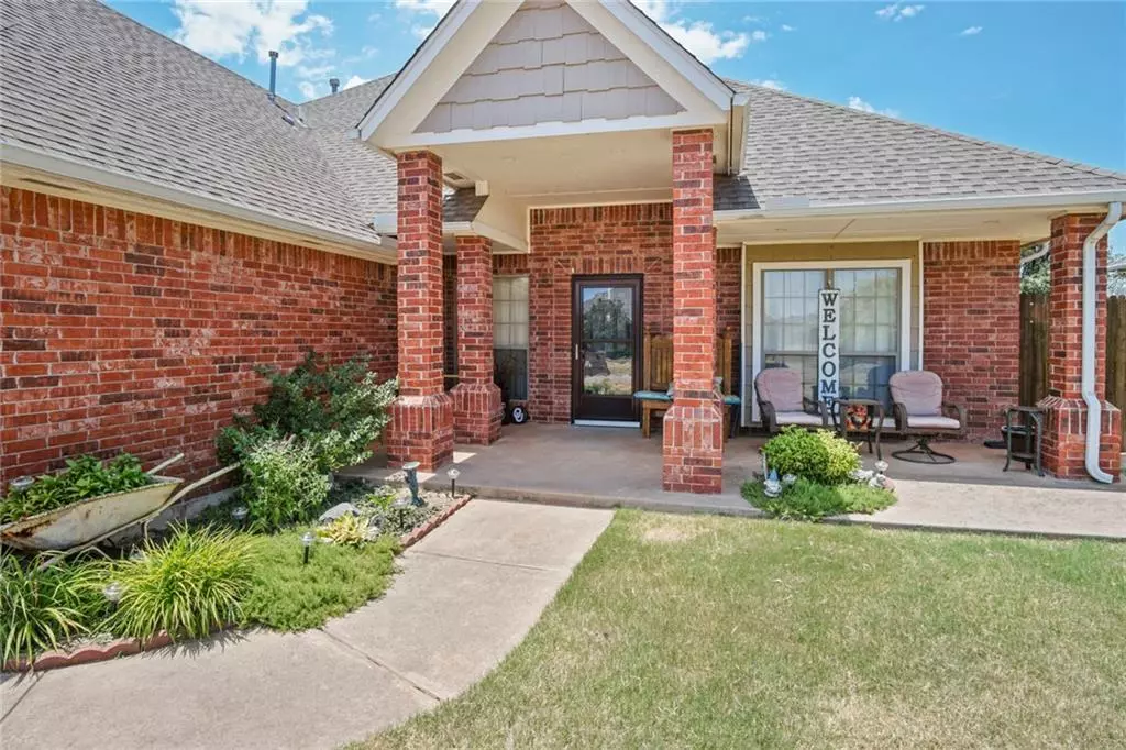 Harrah, OK 73045,3833 Dove Avenue