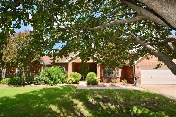 650 Cross Fence Drive, Lowry Crossing, TX 75069