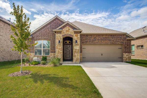 10804 Table Bluff Street, Aubrey, TX 76227