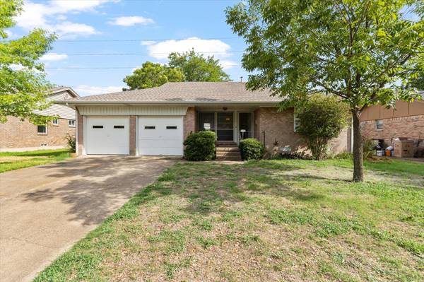 2345 Cardinal Lane, Garland, TX 75042