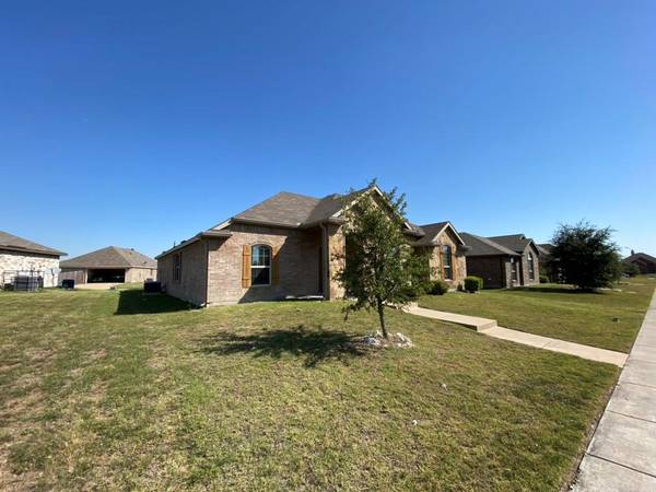 Lancaster, TX 75146,1945 Rainwater Way