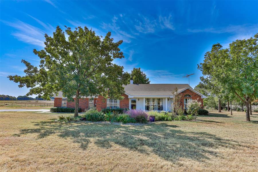 3870 County Road 123, Gainesville, TX 76240