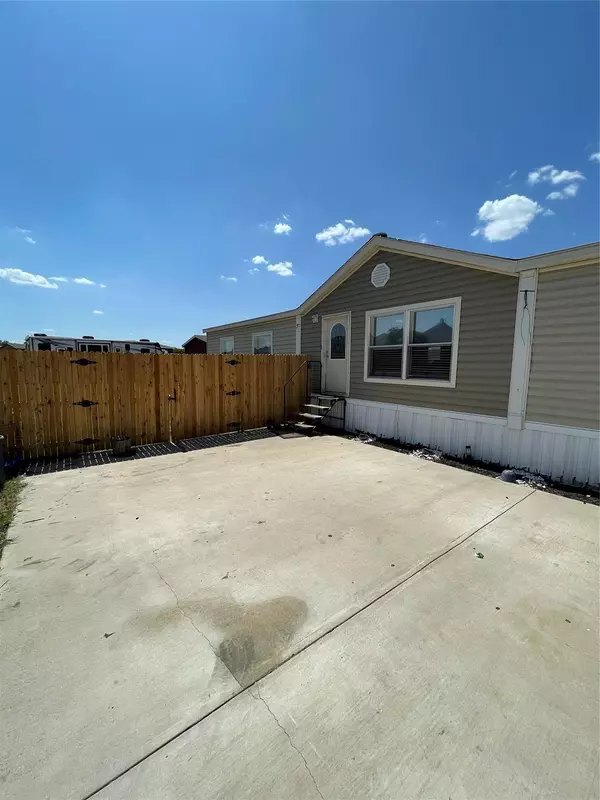 Mansfield, TX 76063,954 Lariat Lane