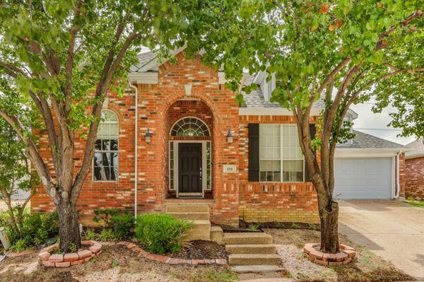 Irving, TX 75063,414 Southridge Way