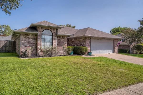 112 Boardwalk Street, Midlothian, TX 76065