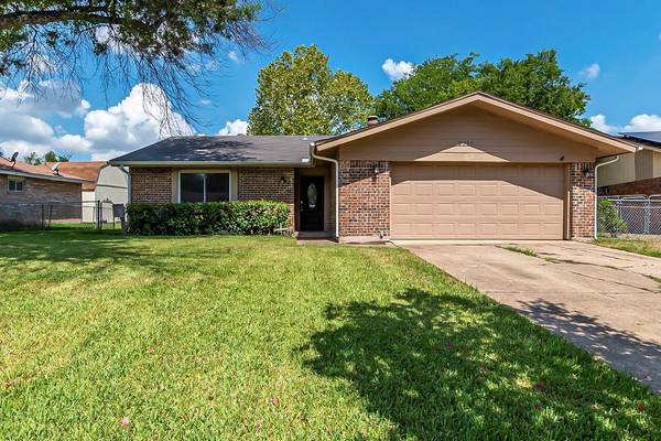 1613 Chapman Drive, Mesquite, TX 75149