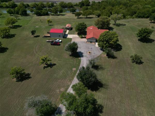 10570 Sky Lane, Sanger, TX 76266