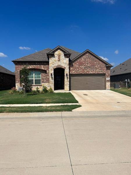 3101 Denver Avenue, Aubrey, TX 76227