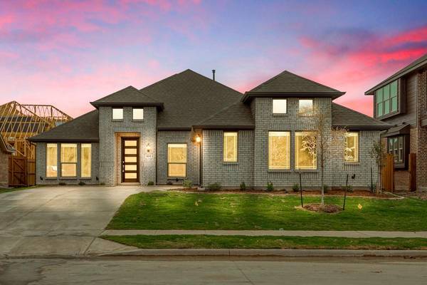 404 Autumn Hill Bluff, Lavon, TX 75166