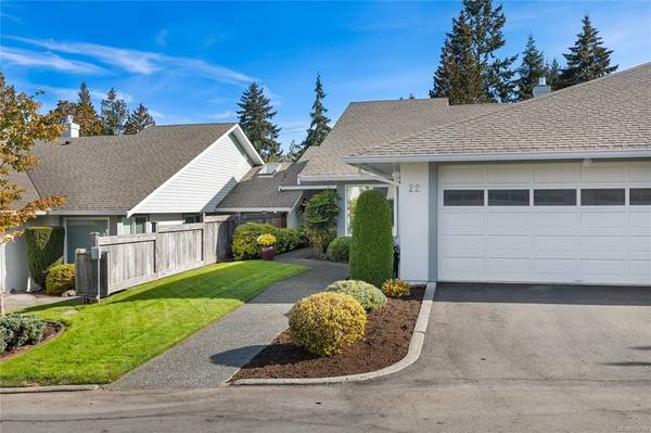 Qualicum Beach, BC V9K 1P4,639 Arbutus St #22