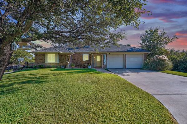 629 Squaw Creek Road, Willow Park, TX 76087