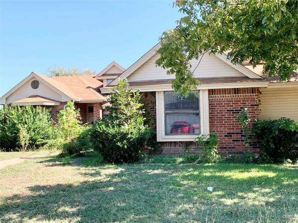 3651 Stresa Lane, Grand Prairie, TX 75052