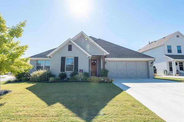 601 Prairie Avenue, Aledo, TX 76008