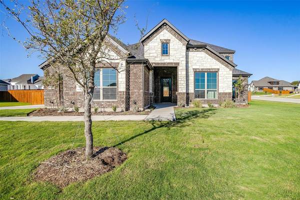 4601 Wildflower Way, Midlothian, TX 76065