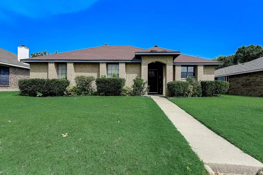 2619 Sumac Lane, Rowlett, TX 75089