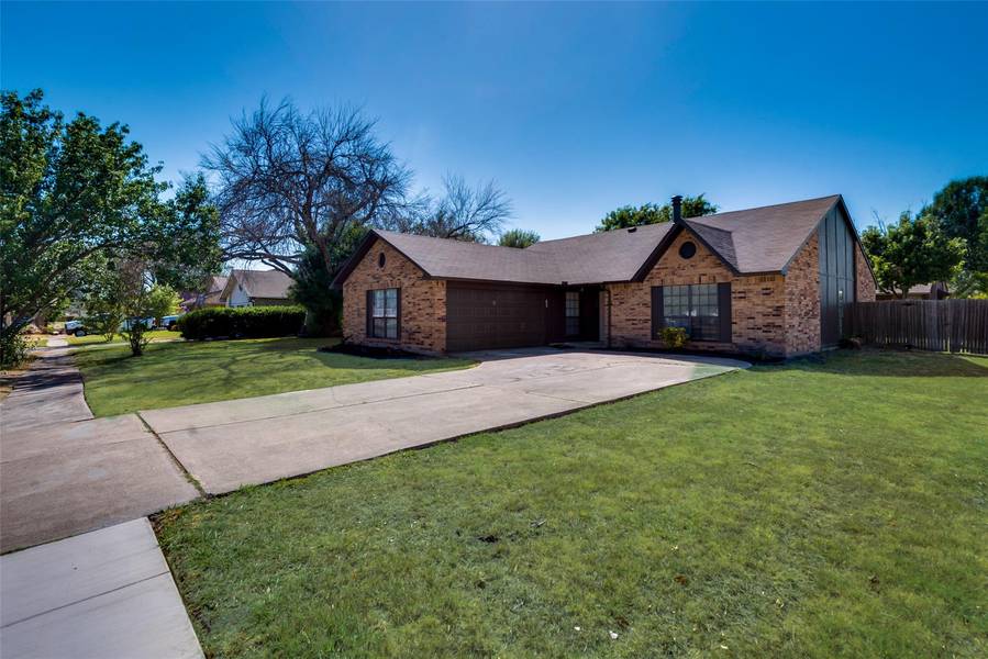 527 Magnolia Drive, Forney, TX 75126