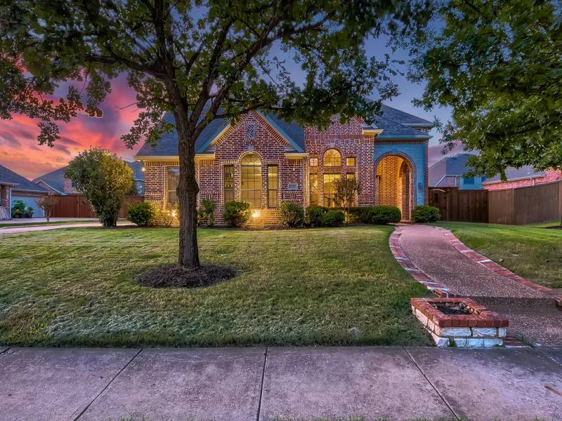 425 Laurel Hill Lane, Murphy, TX 75094