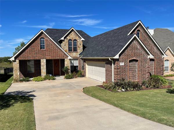 3312 Preston Club Drive, Sherman, TX 75092