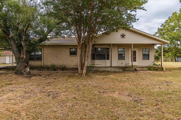 2108 Gerald Lane,  Elm Mott,  TX 76640