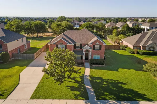 Fort Worth, TX 76052,1325 bassett hound Drive