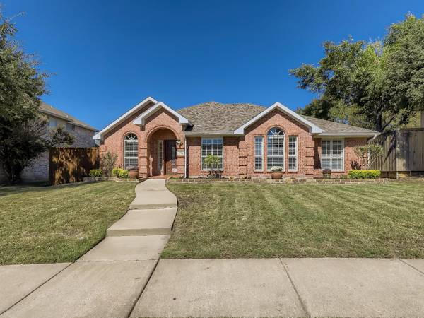 7716 Glenoaks Drive, Frisco, TX 75034