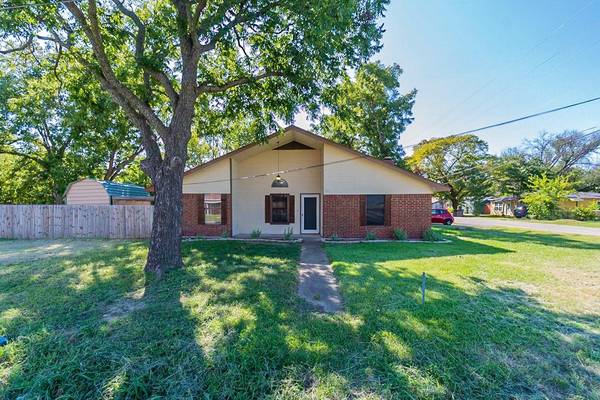 111 N 6th Street, Crandall, TX 75114