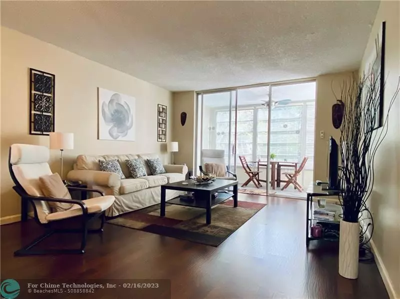 3000 NW 48th Ter  #320, Lauderdale Lakes, FL 33313