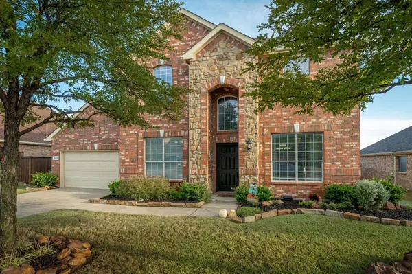 3037 Bella Vista Lane, Little Elm, TX 75068