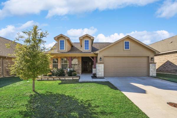 1804 Silver Oak Drive, Gainesville, TX 76240