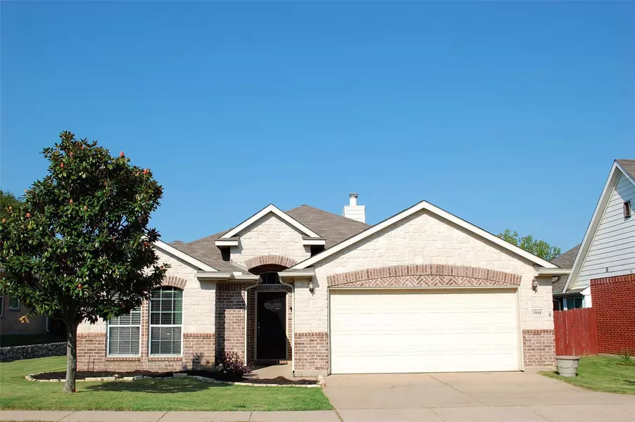 3948 Vista Greens Drive, Fort Worth, TX 76244