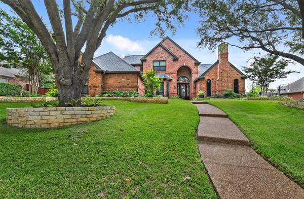 4118 Bentley Court, Grapevine, TX 76051