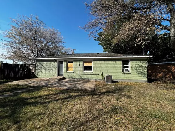 White Settlement, TX 76108,7849 Terry Street