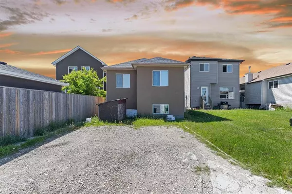 Calgary, AB T3J 5M8,407 Saddlebrook WAY NE