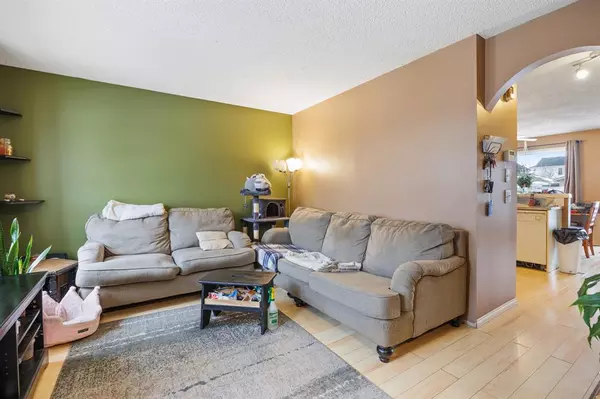 Calgary, AB T3J 4K9,110 Taravista GDNS NE