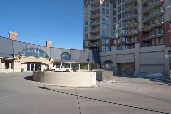 Calgary, AB T2N4Y7,1718 14 AVE NW #407