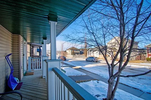 Airdrie, AB T4B 2W8,111 Luxstone CRES SW