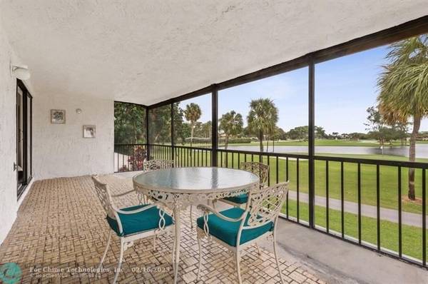 8204 Casa Del Lago  #E, Boca Raton, FL 33433