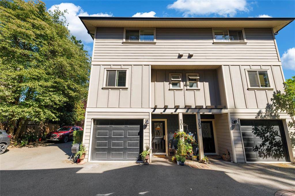 2710 Peatt Rd #101,  Langford,  BC V9B 3V3