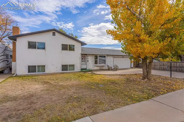 Pueblo, CO 81001,12 Meadowbrook DR