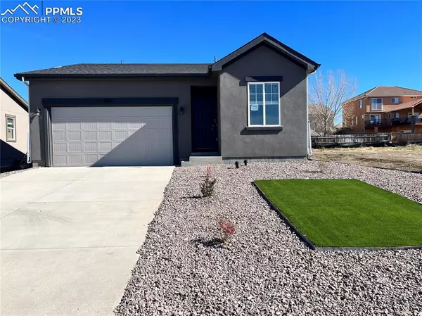 Pueblo, CO 81008,4702 Meadowlark LN