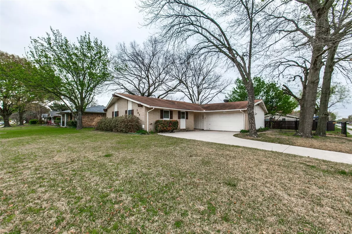 Richardson, TX 75080,747 Brentwood